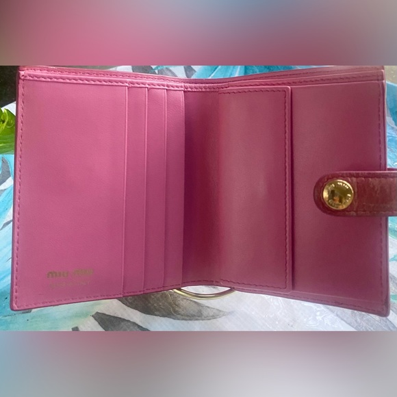 MIU MIU Pink Croc Trifold Wallet | - Picture 12 of 14